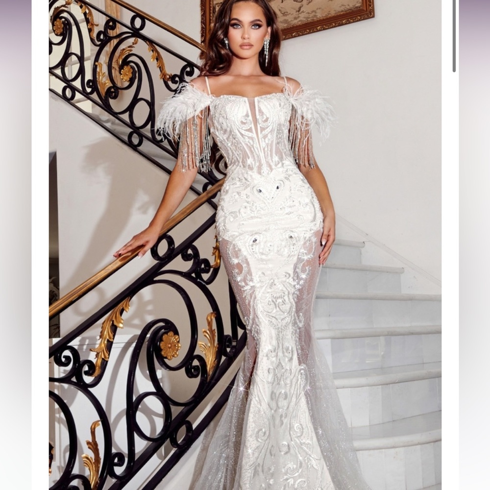 Portia and Scarlett formal gown. WORN FOR 2 HOURS! No alterations